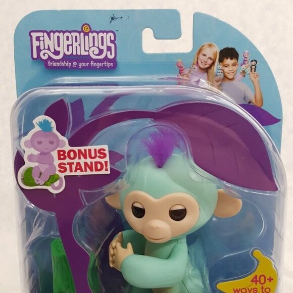 WowWee Fingerlings Interactive Baby Monkey Zoe Turquoise 2016 With Stand 5" NEW - Picture 3 of 8
